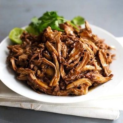 Honey Glazed Crockpot Chicken Adobo - simple pantry ingredients, hardly any hands-on time, 200 calories. | https://science-daily.site