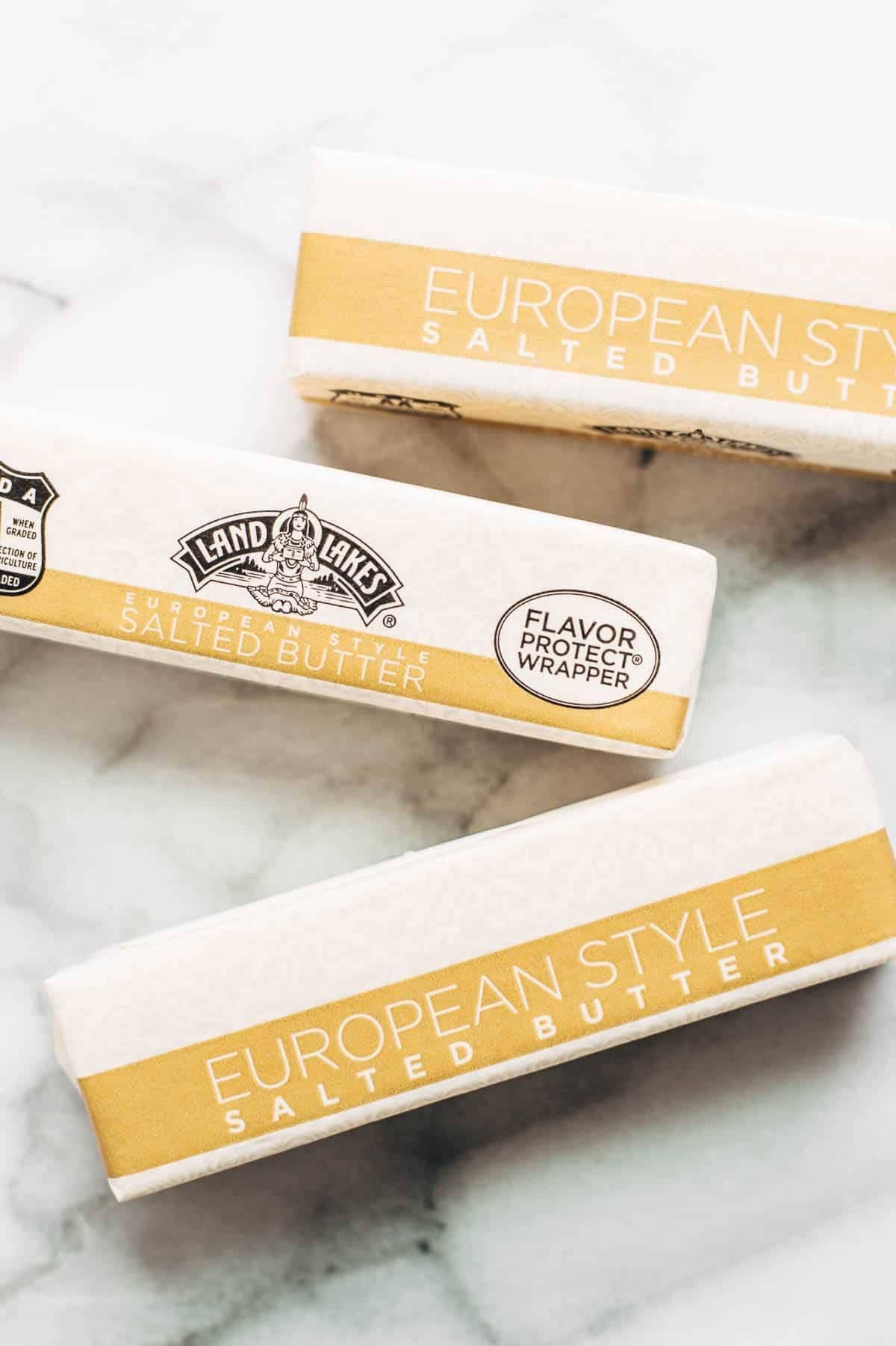 Simple Mushroom Penne with Walnut Pesto - made with easy ingredients like Parmesan cheese, whole wheat penne, mushrooms, garlic, and butter. Vegetarian. | pinchofyum.com