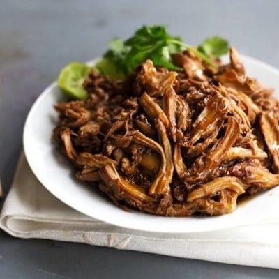 Honey Glazed Crockpot Chicken Adobo - simple pantry ingredients, hardly any hands-on time, 200 calories. | https://science-daily.site