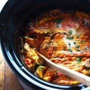 Super Easy Skinny Veggie Crockpot Lasagna - a handful of simple ingredients for a healthy family dinner. | https://science-daily.site