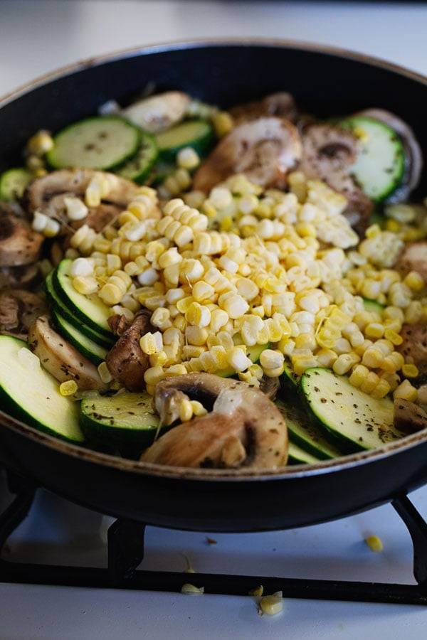 Sweet Corn and Zucchini Pie - all those fresh summer veggies! | pinchofyum.com #vegetarian #zucchini #pie #recipe #healthy